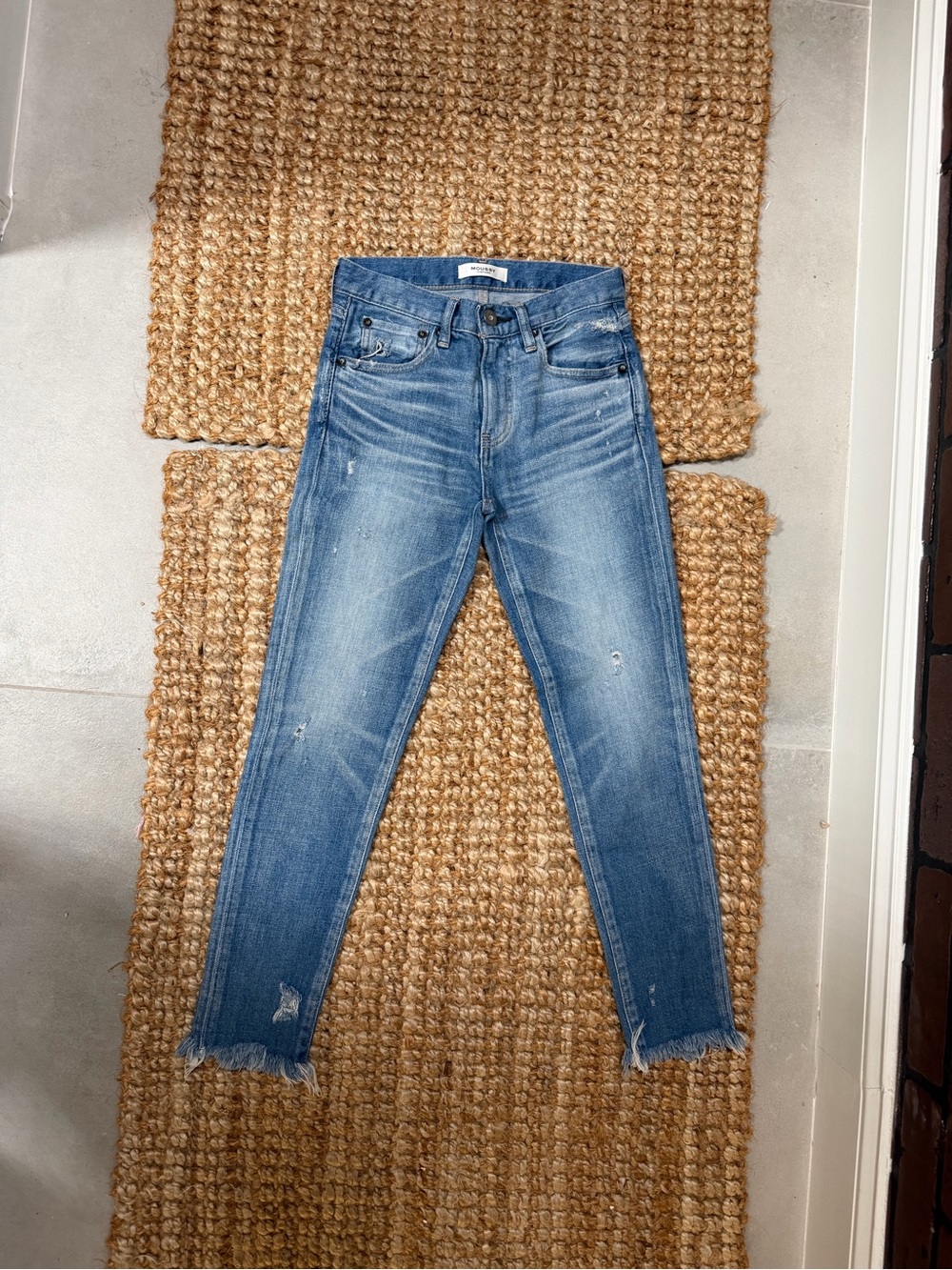 Moussy Washed Blue High-Rise Skinny Jeans with Frayed Hem